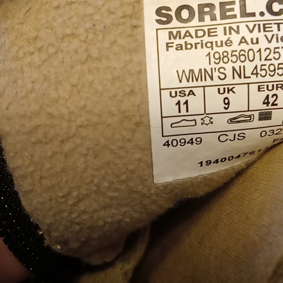 Sorel women's boots-NEW - Picture 5 of 5